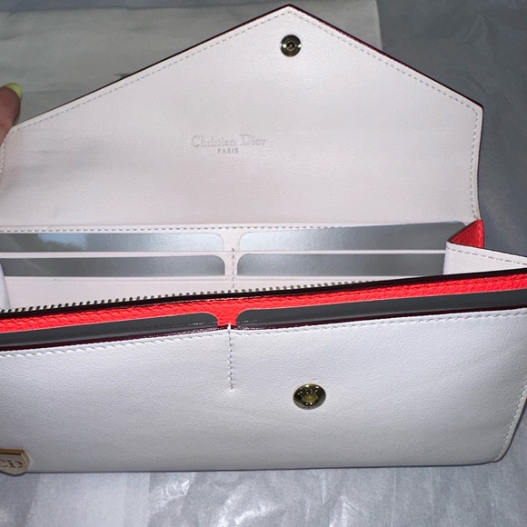 NWT New Authentic Dior Wallet - Picture 2 of 4